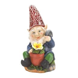 Gardening Gnome Solar Statue